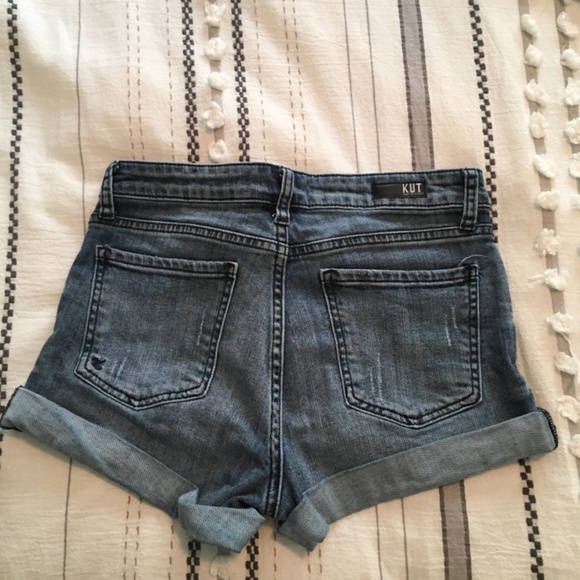 Kut from the Kloth Denim shorts Size 4 - Picture 2 of 4